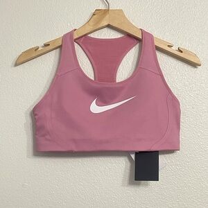 Sexy Fit Women’s Nike Victory Shape Sports Bra, NWT